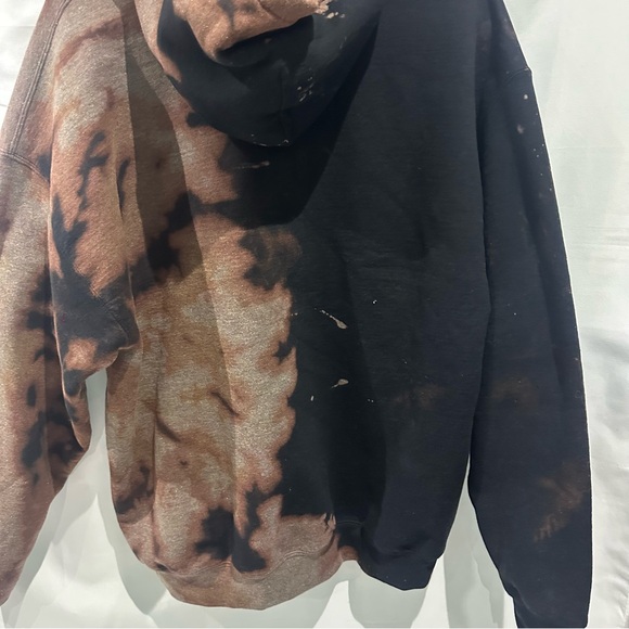 Reworked Split Bleached Hoodie - Picture 10 of 11